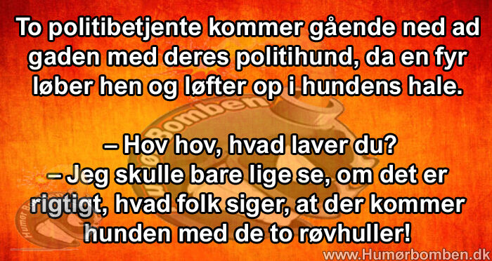 To politibetjente kommer gående ned ad gaden
