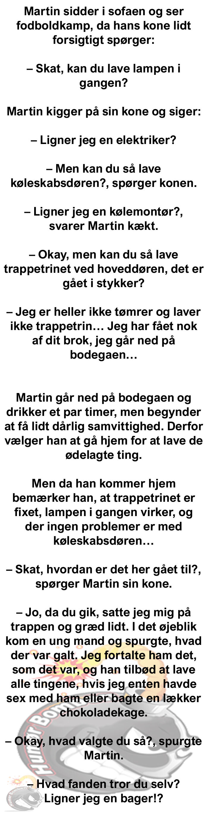 Martin sidder i sofaen og ser en fordboldskamp